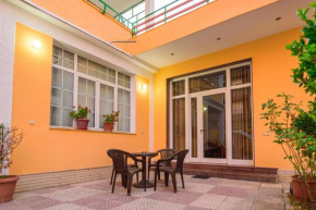 Andrea's Villa Two Bedroom stay
